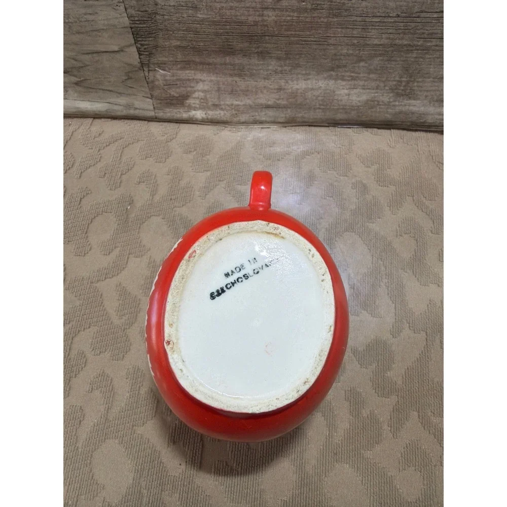 Unbranded vintage ceramic
